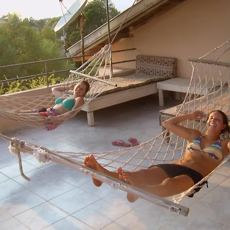 Homestay Tango